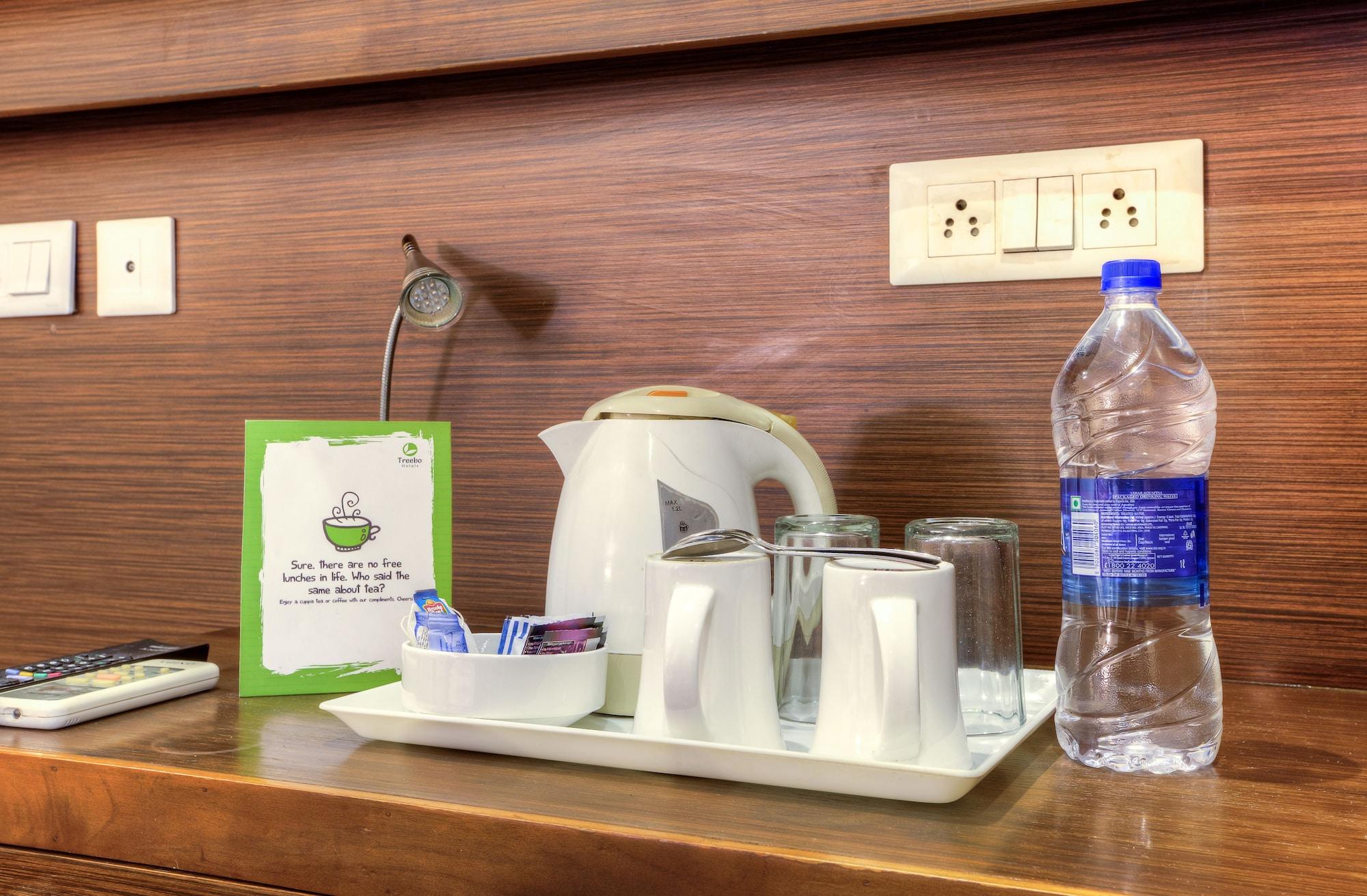 Treebo White Castle, Gurgaon Otel Dış mekan fotoğraf